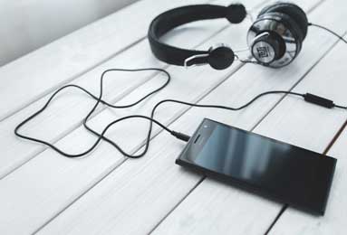 邦达亚洲:美元回落通胀担忧缓解 黄金刷新4日高位